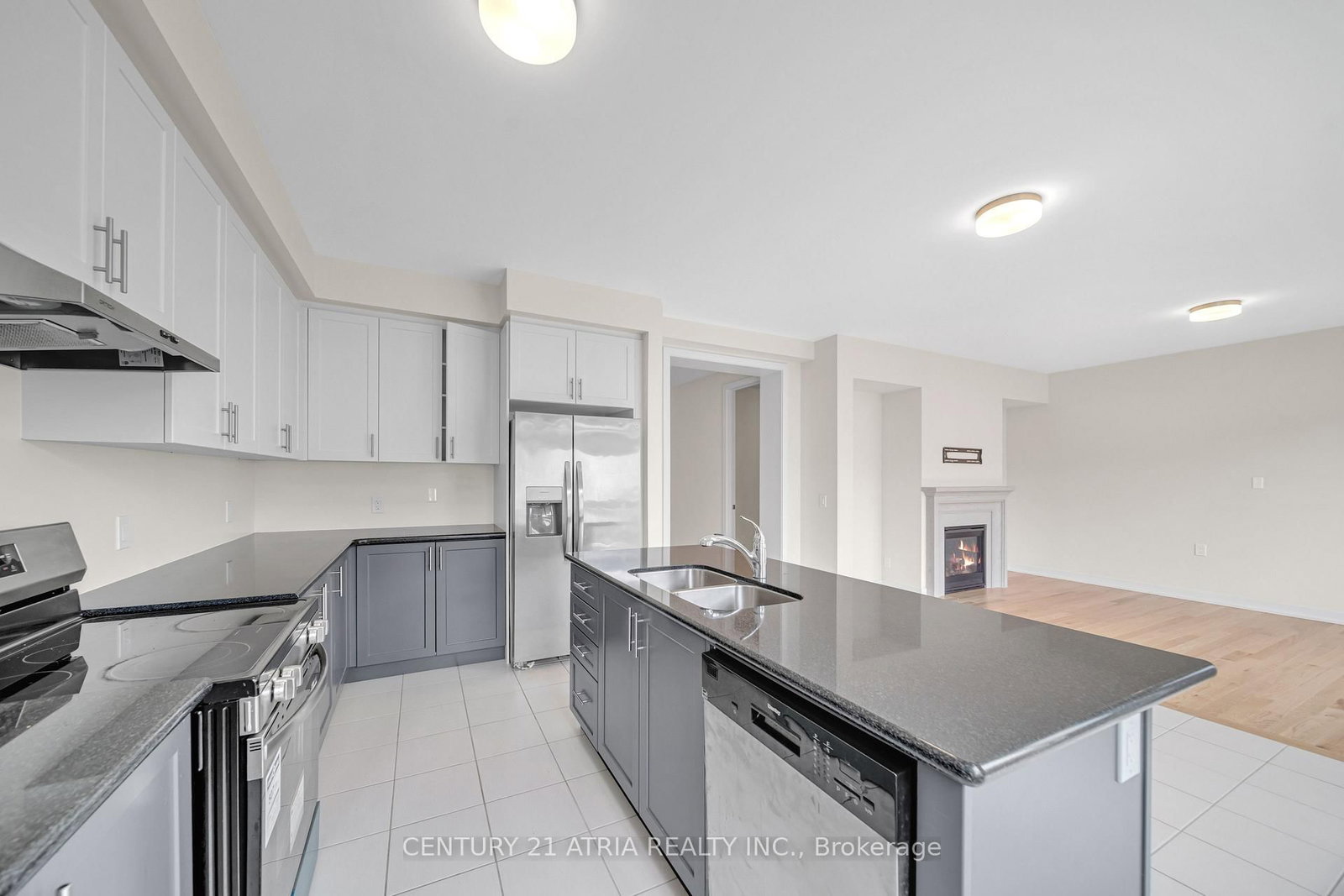 1838 Narcissus Gardens - Photo 12