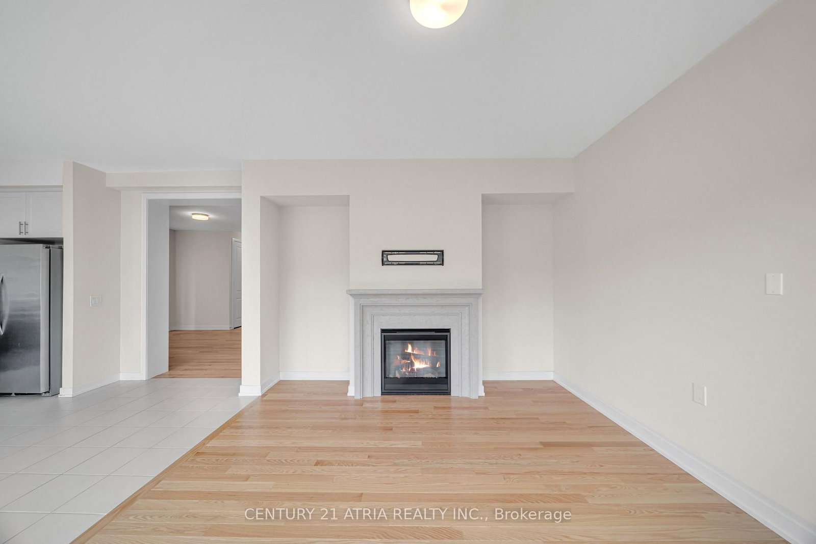 1838 Narcissus Gardens - Photo 16