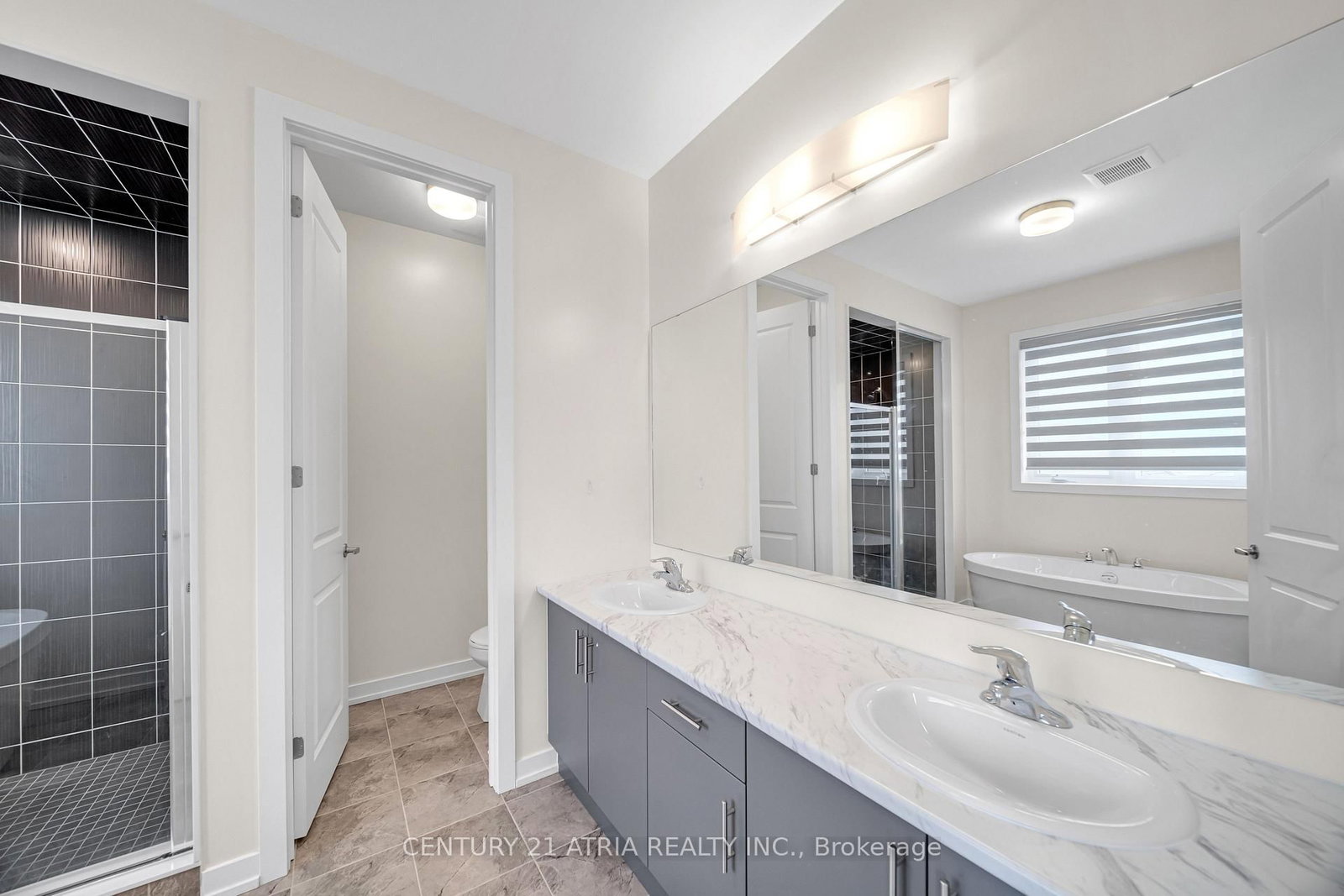 1838 Narcissus Gardens - Photo 21