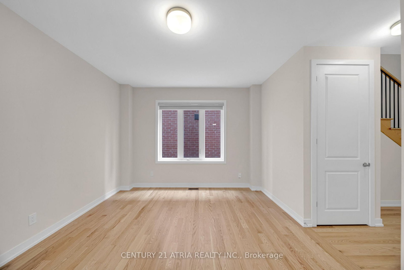 1838 Narcissus Gardens - Photo 5