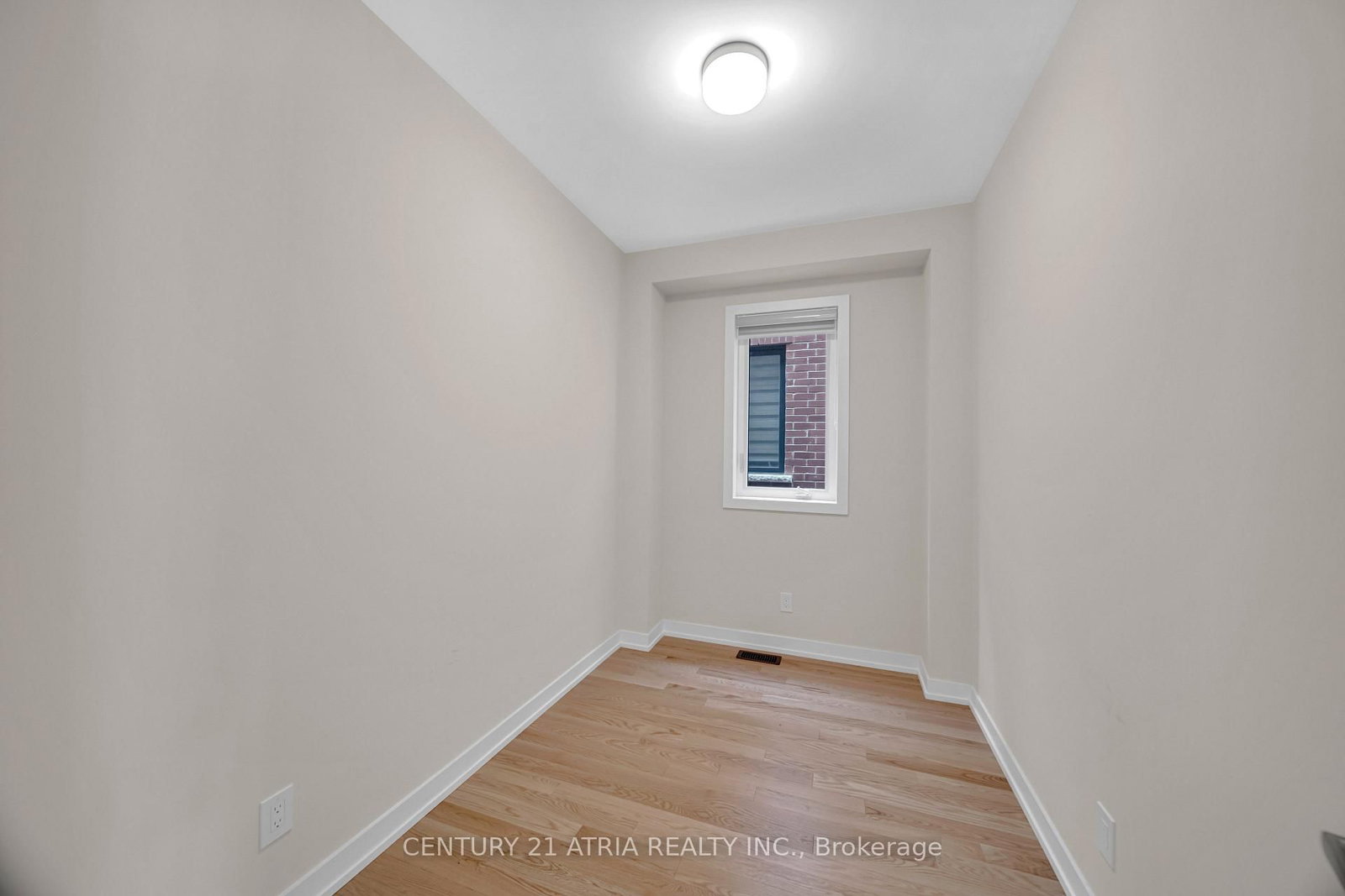 1838 Narcissus Gardens - Photo 6