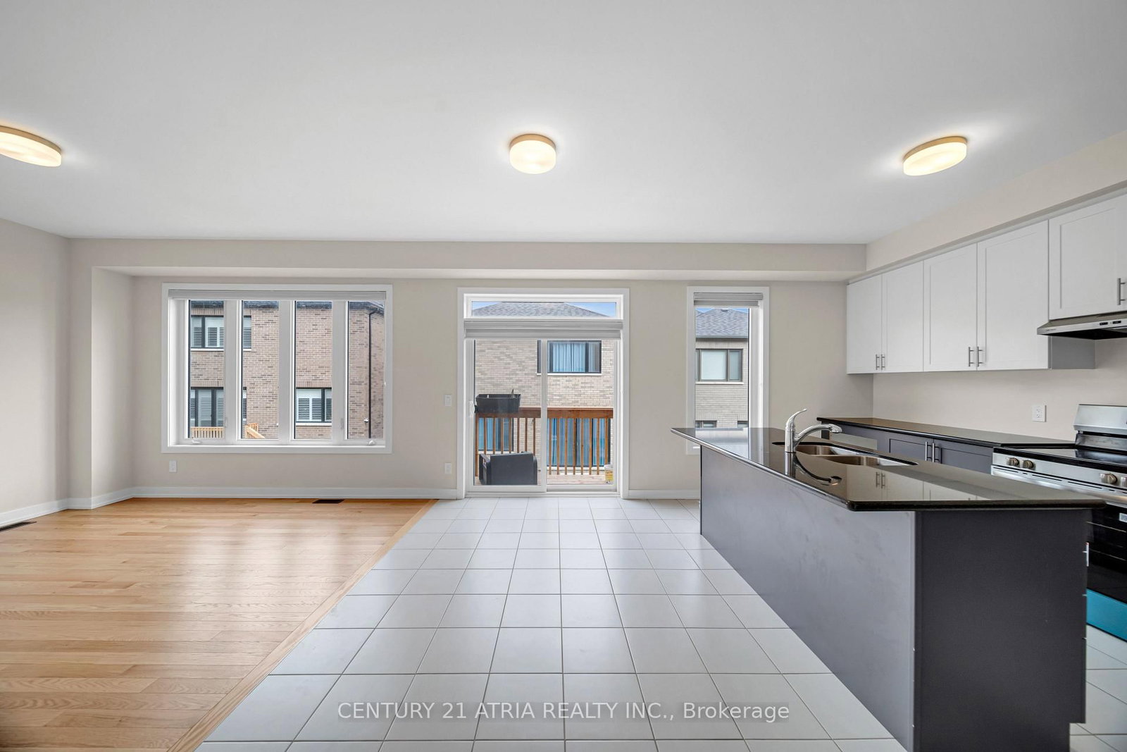 1838 Narcissus Gardens - Photo 7