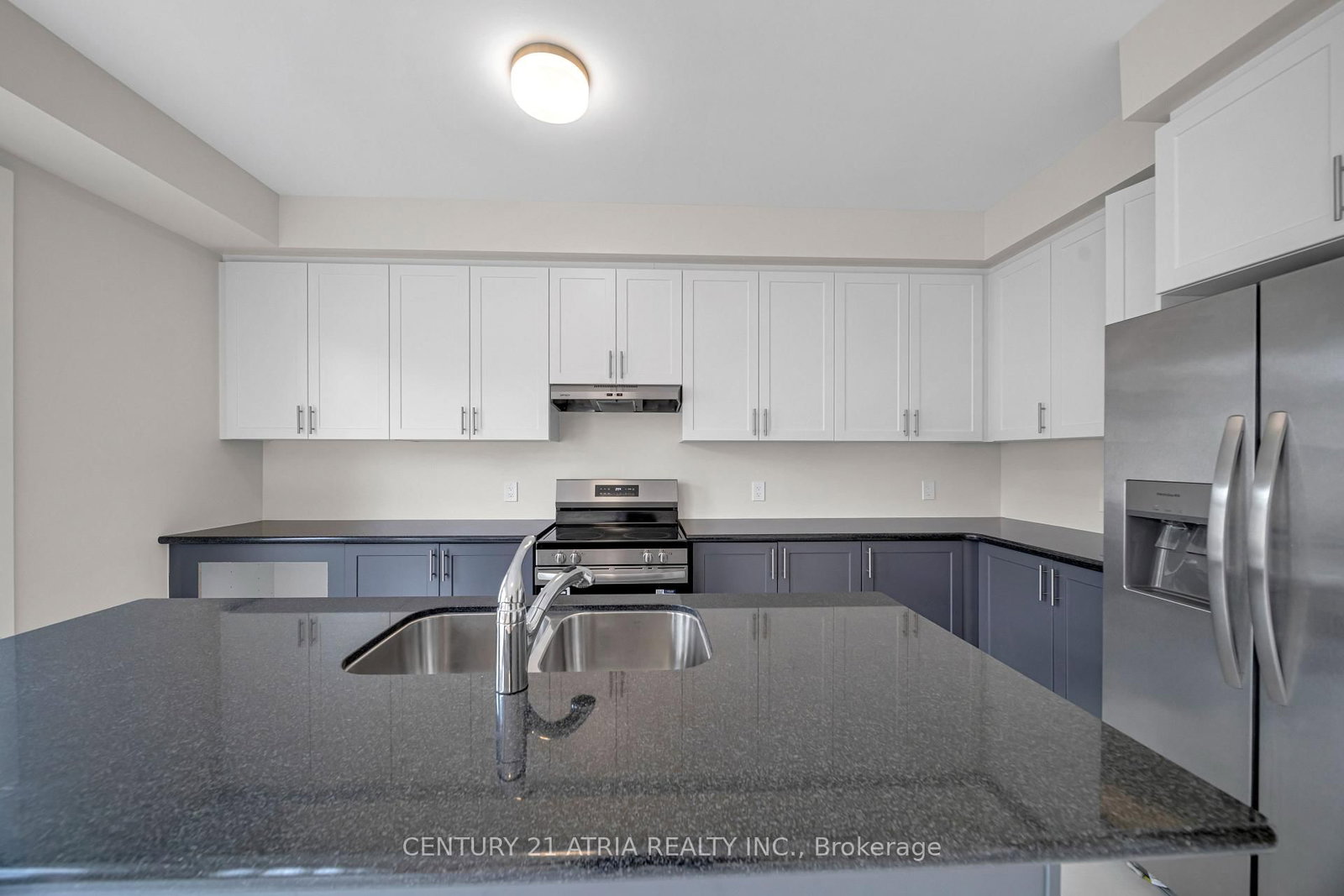 1838 Narcissus Gardens - Photo 9