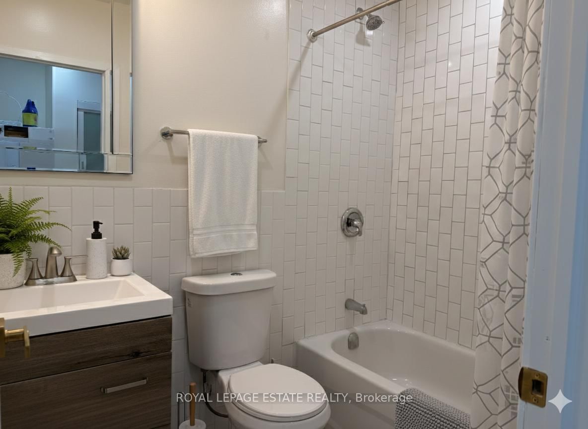 67 Wayland Avenue, Unit Rear - Photo 15