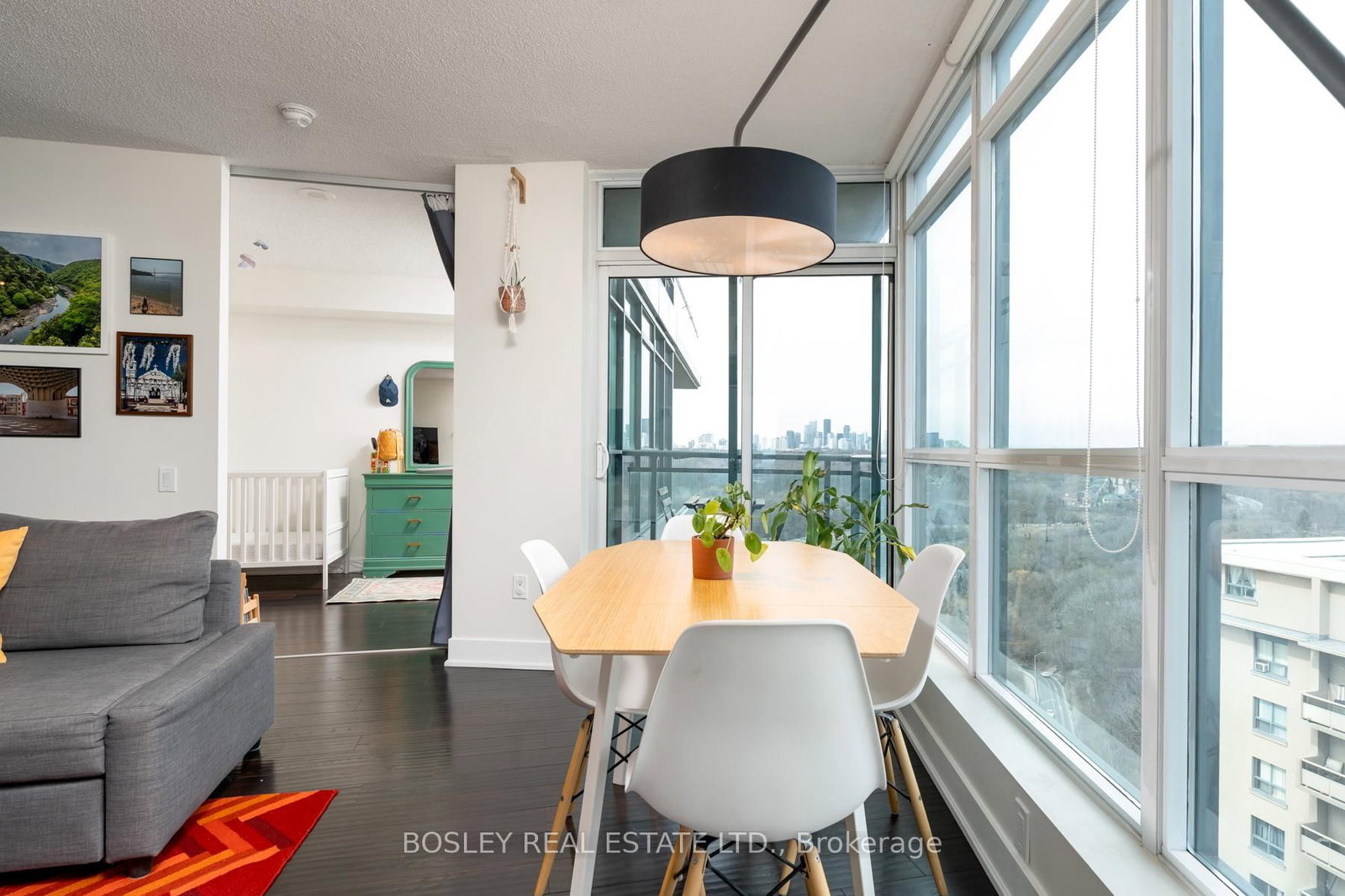 1048 Broadview Avenue, Unit 1807 - Photo 14