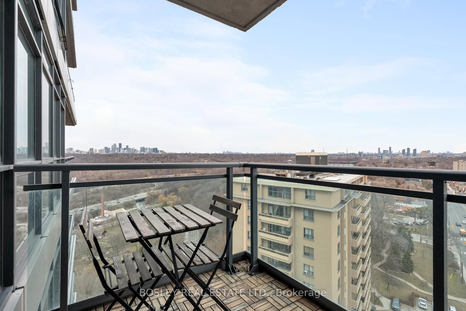 1048 Broadview Avenue, Unit 1807 - Photo 25