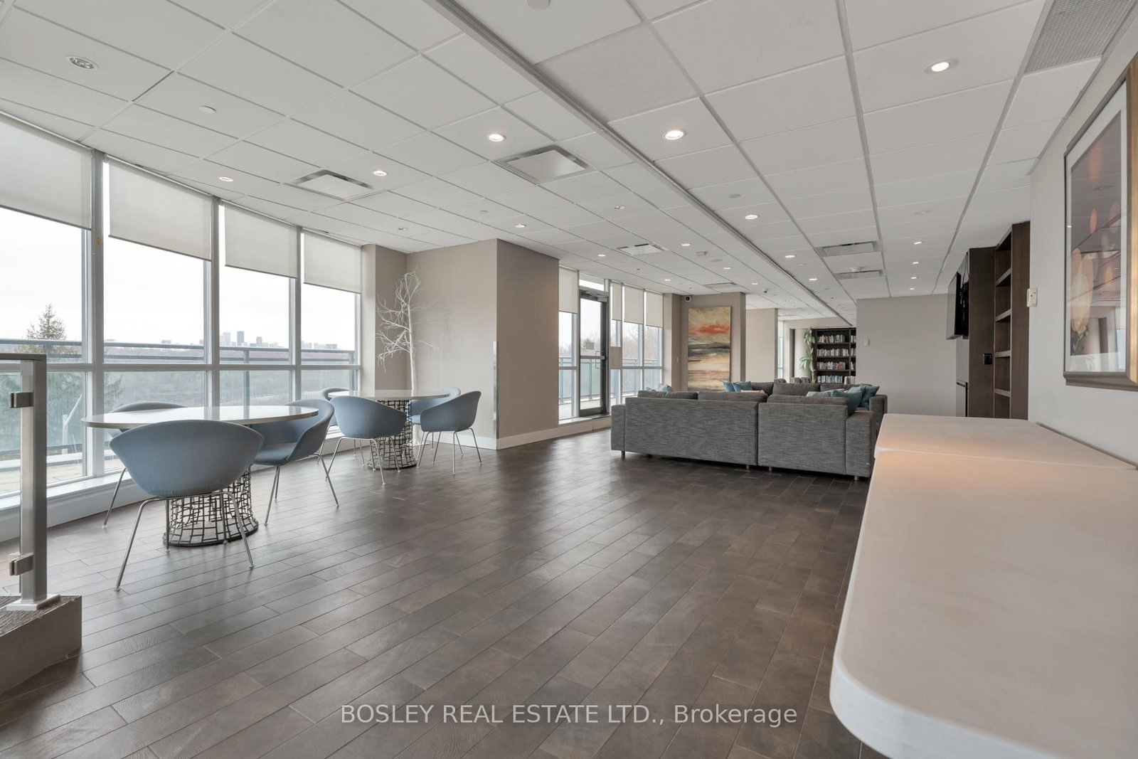 1048 Broadview Avenue, Unit 1807 - Photo 32