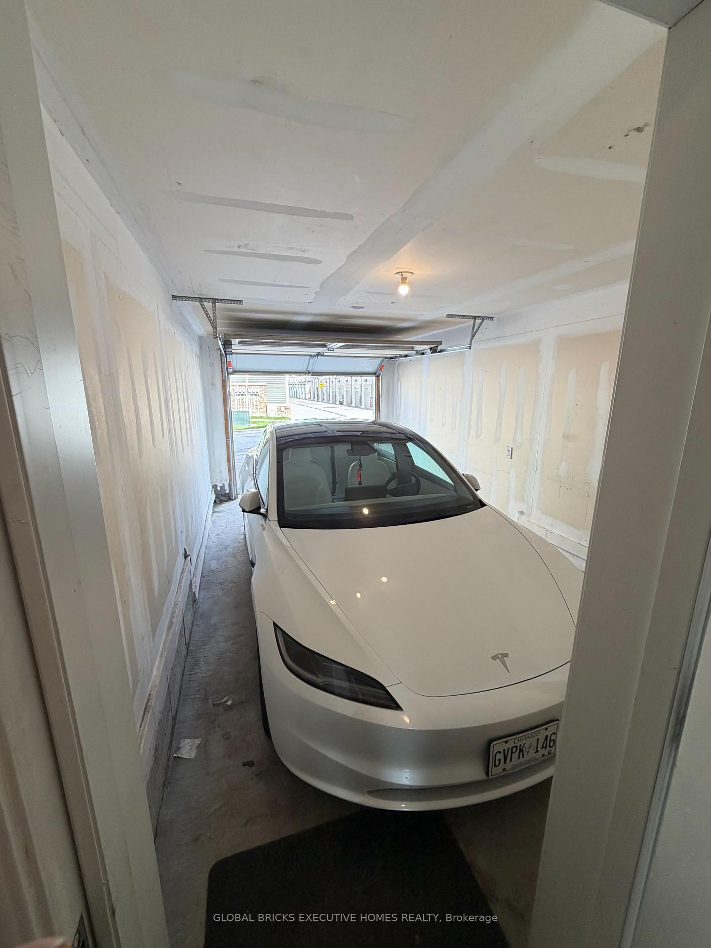 2500 Hillrise Court, Unit 130 - Photo 23