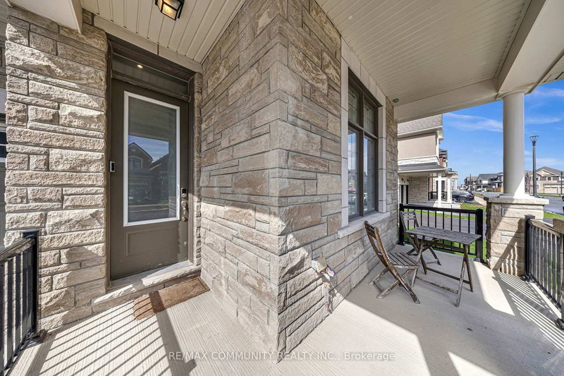 1567 Scarlett Tr E, Pickering, L1V 2P8 | Image 3