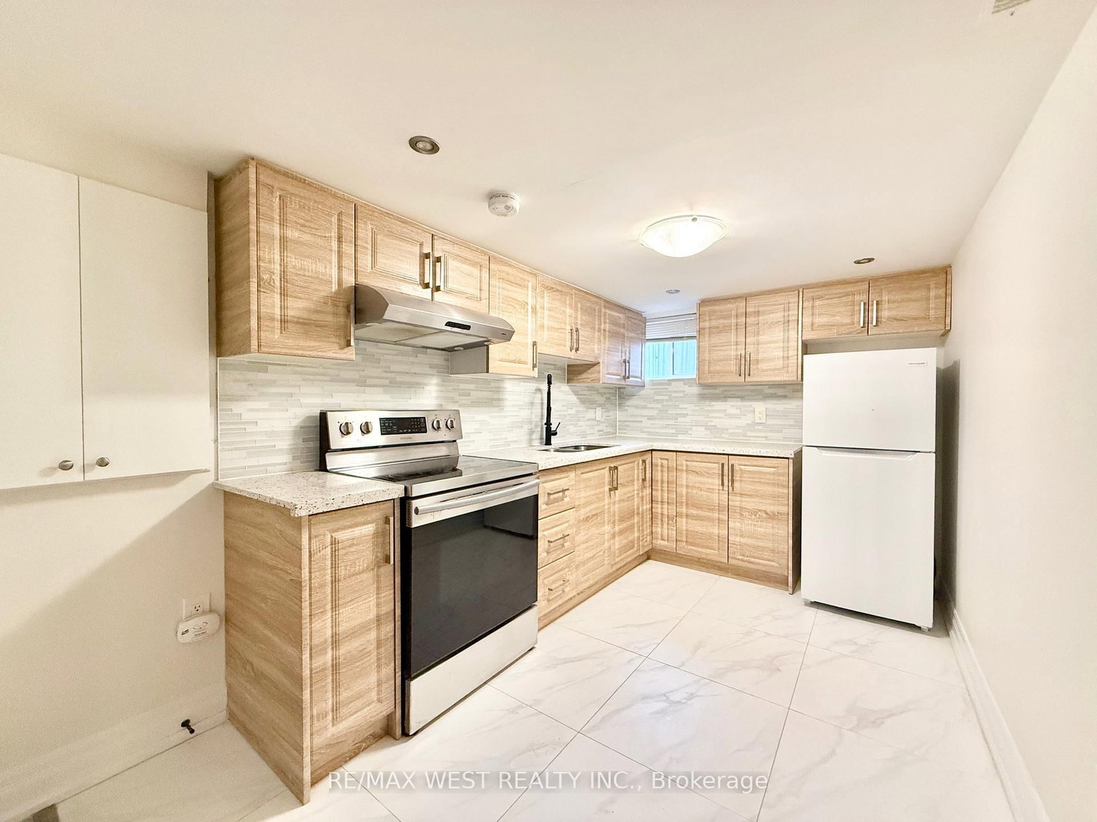 48 Keystone Avenue, Unit Lower - Photo 7