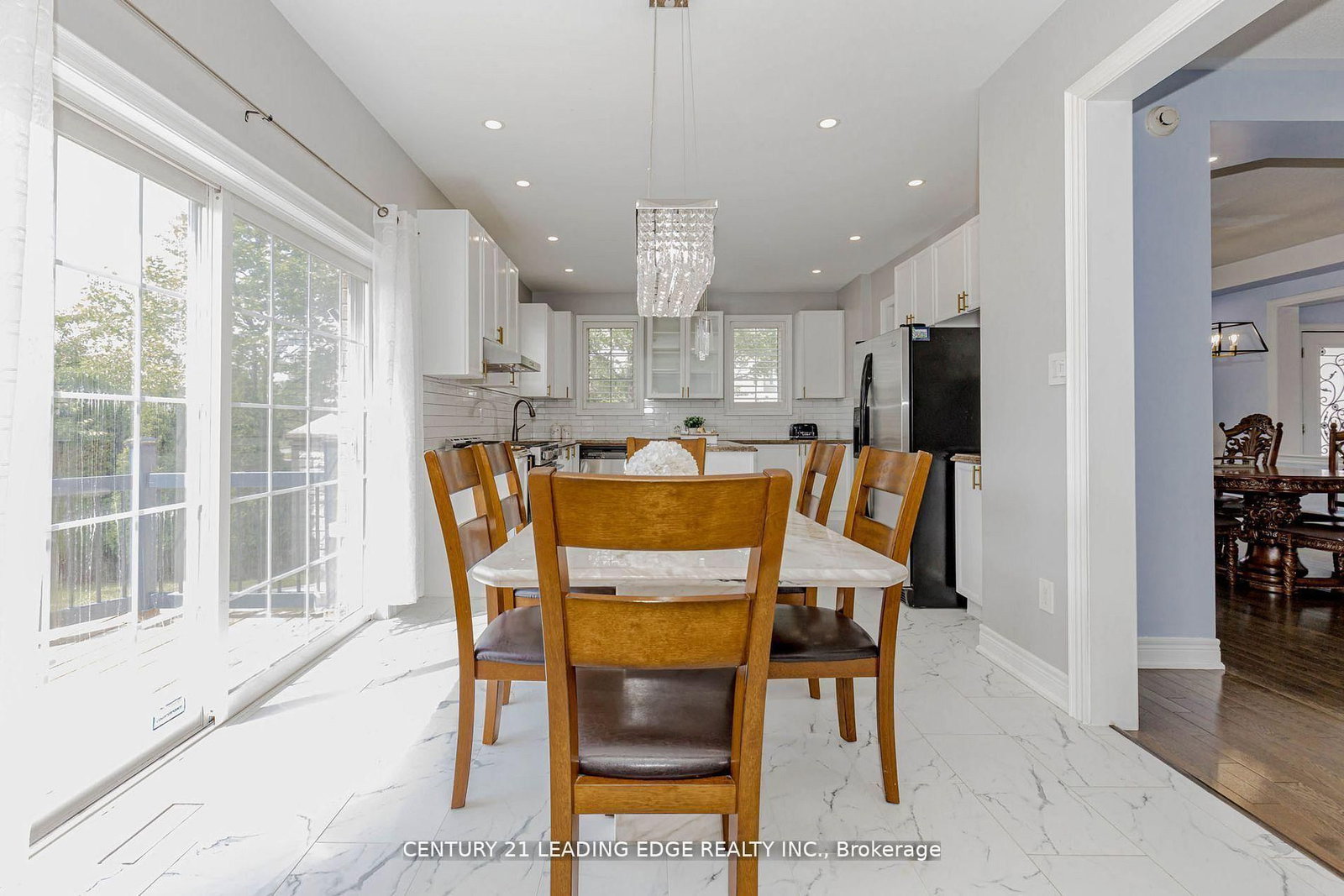 15 Alden Square - Photo 12