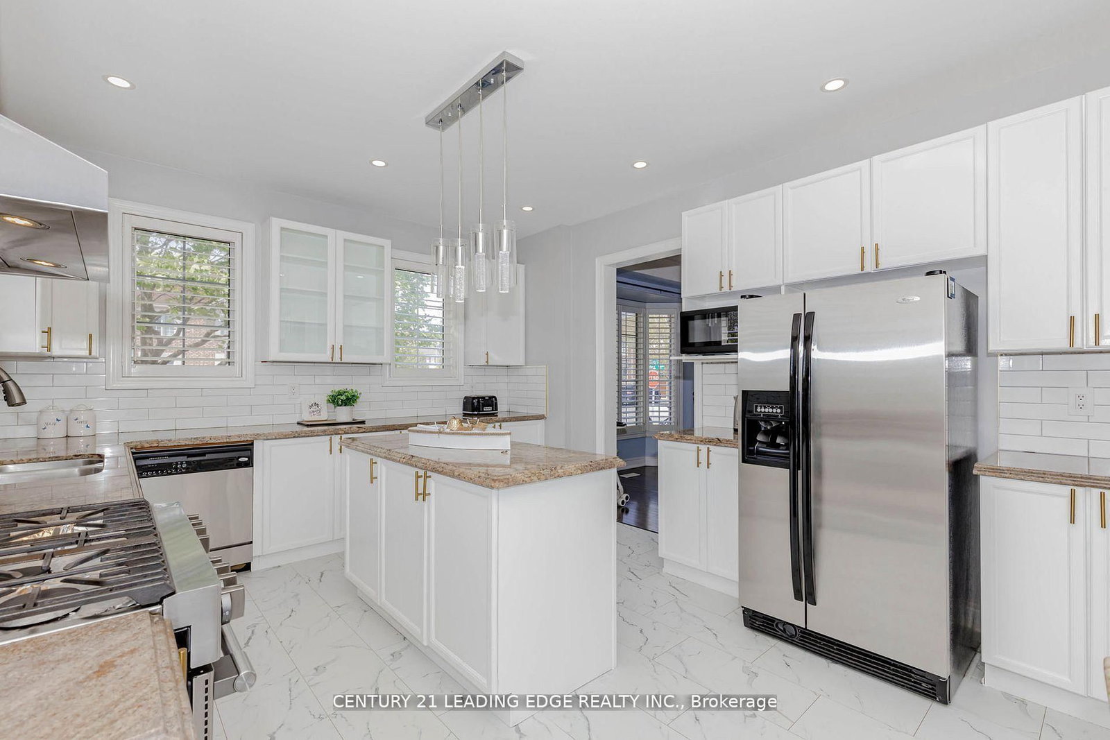 15 Alden Square - Photo 14