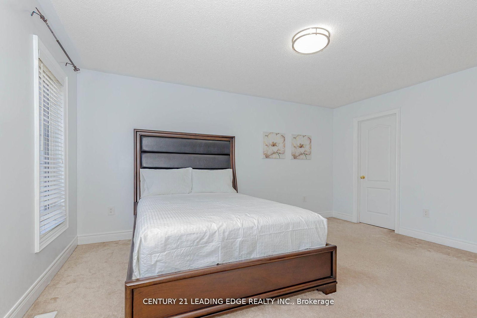 15 Alden Square - Photo 34