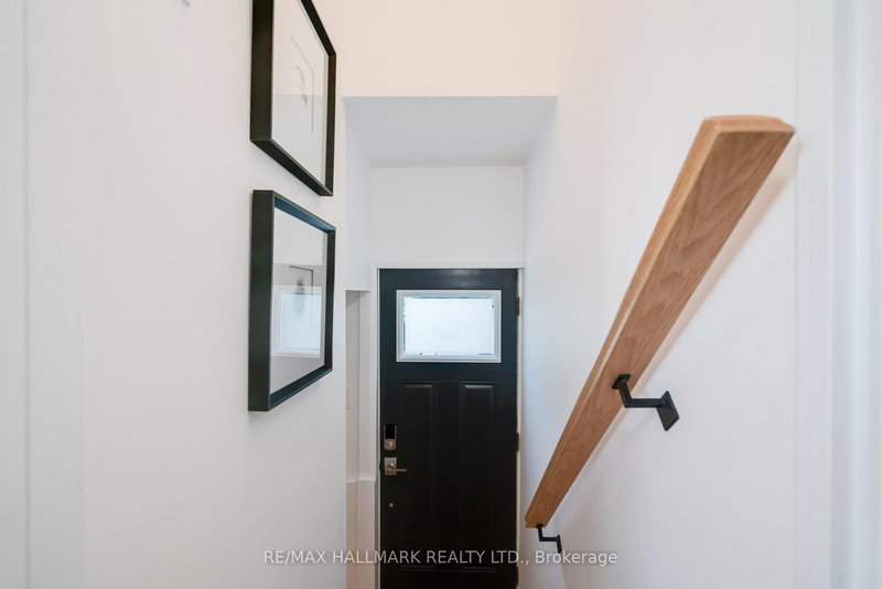 Lower - 47 Park St, Toronto, M1N 2N4 | Image 2