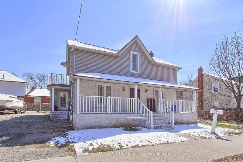 Upper - 17 Royal St, Oshawa, L1H 2T5 | Image 3