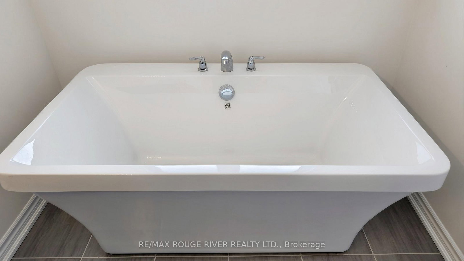 1099 Cameo Street - Photo 25