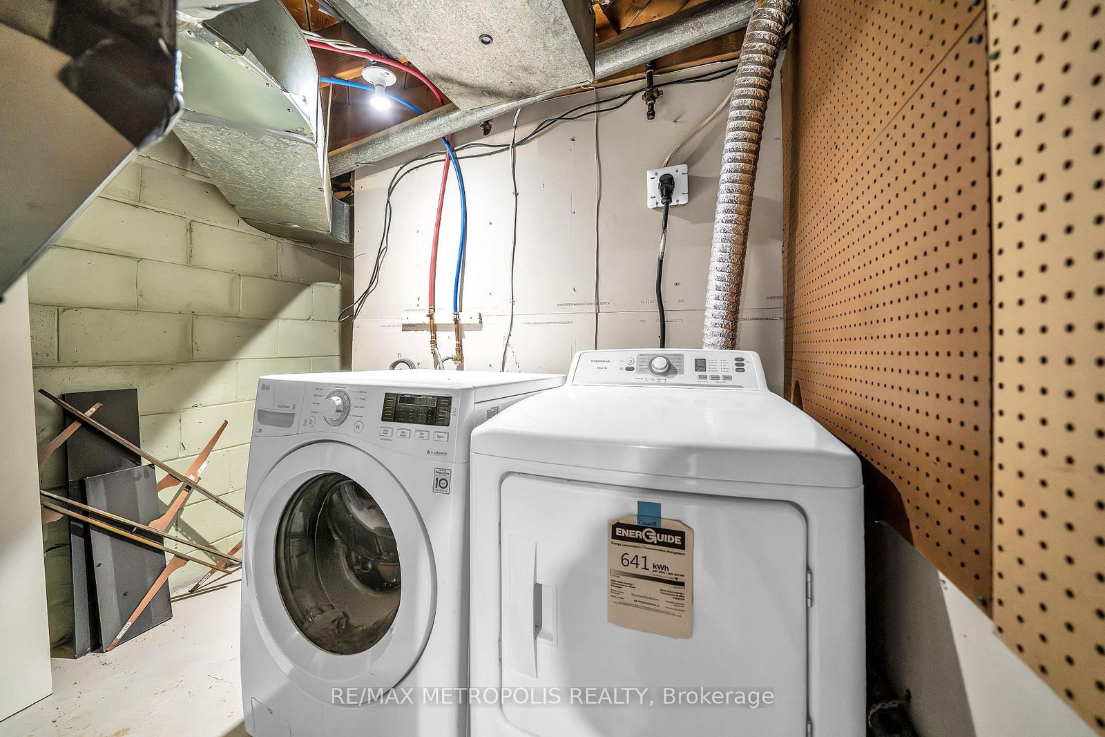 48 Billingsgate Crescent, Unit Bsmt - Photo 12