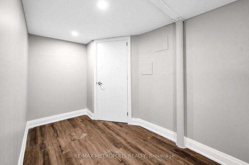 Bsmt - 48 Billingsgate Cres, Ajax, L1S 2R8 | Image 3