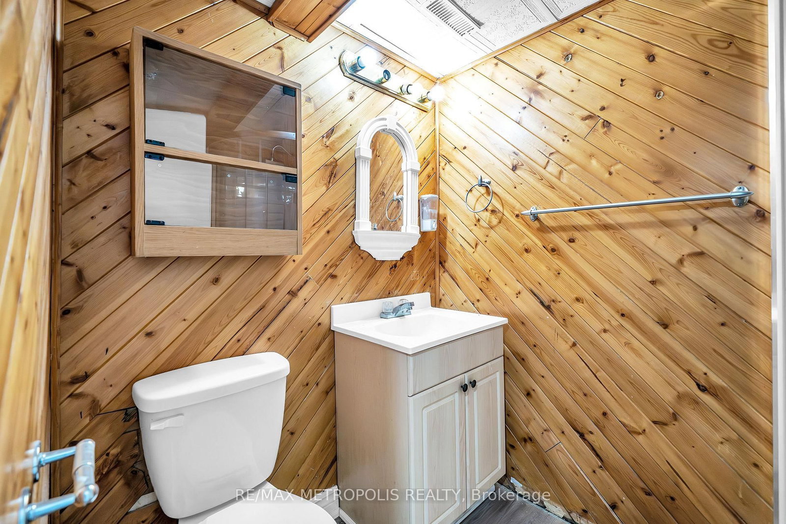 48 Billingsgate Crescent, Unit Bsmt - Photo 5