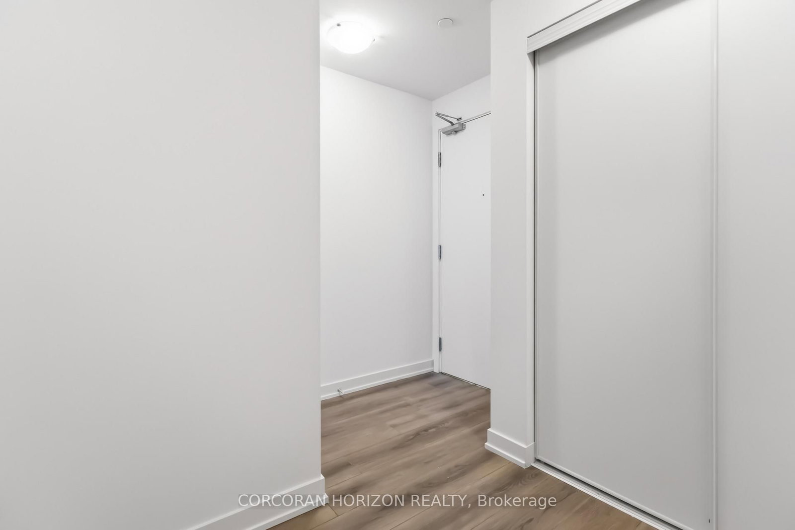 7439 Kingston Road, Unit 716 - Photo 18