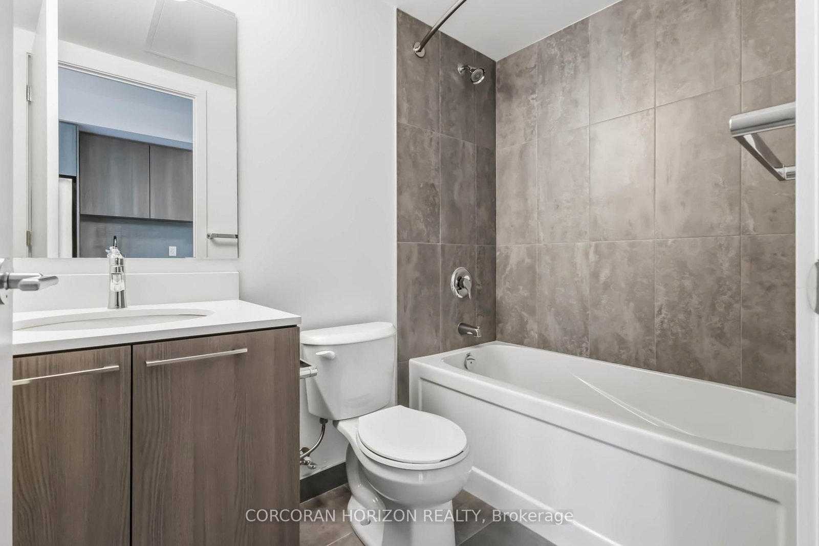 7439 Kingston Road, Unit 716 - Photo 19