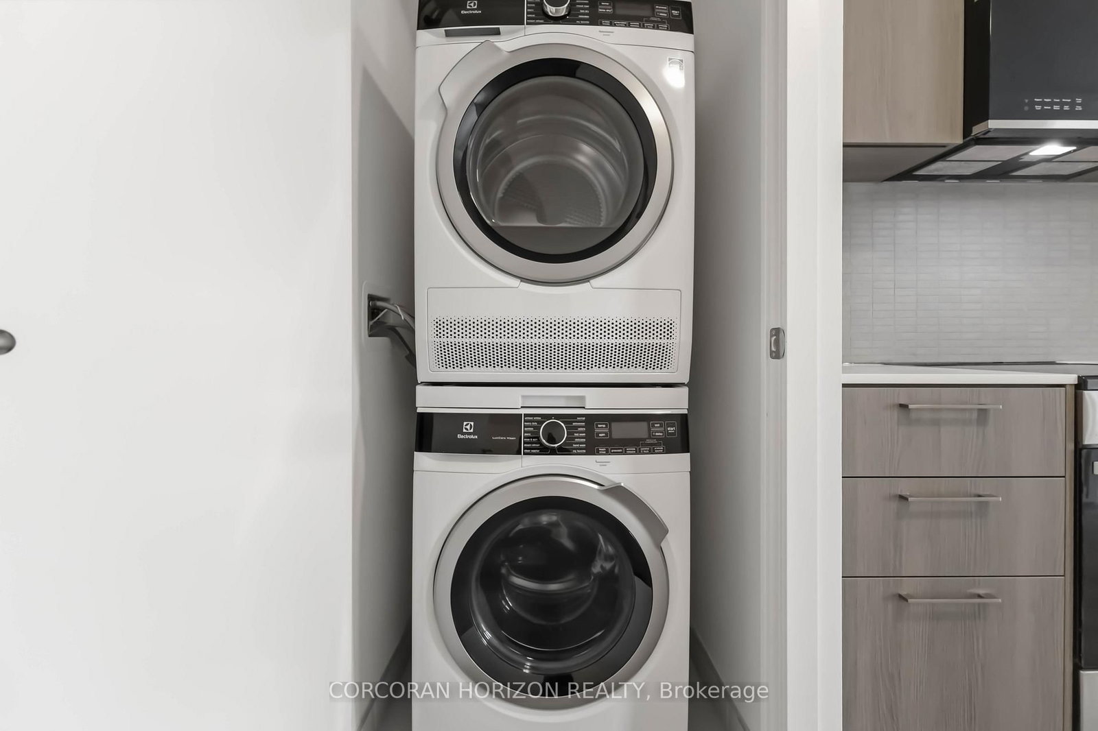 7439 Kingston Road, Unit 716 - Photo 22