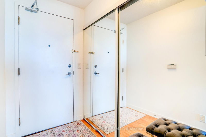 1203 - 36 Lee Centre Dr, Toronto, M1H 3K2 | Image 2