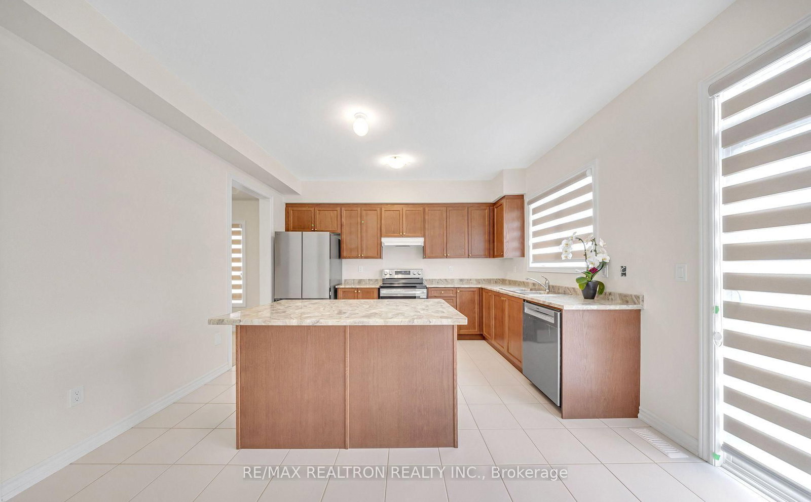 126 North Garden Boulevard - Photo 10