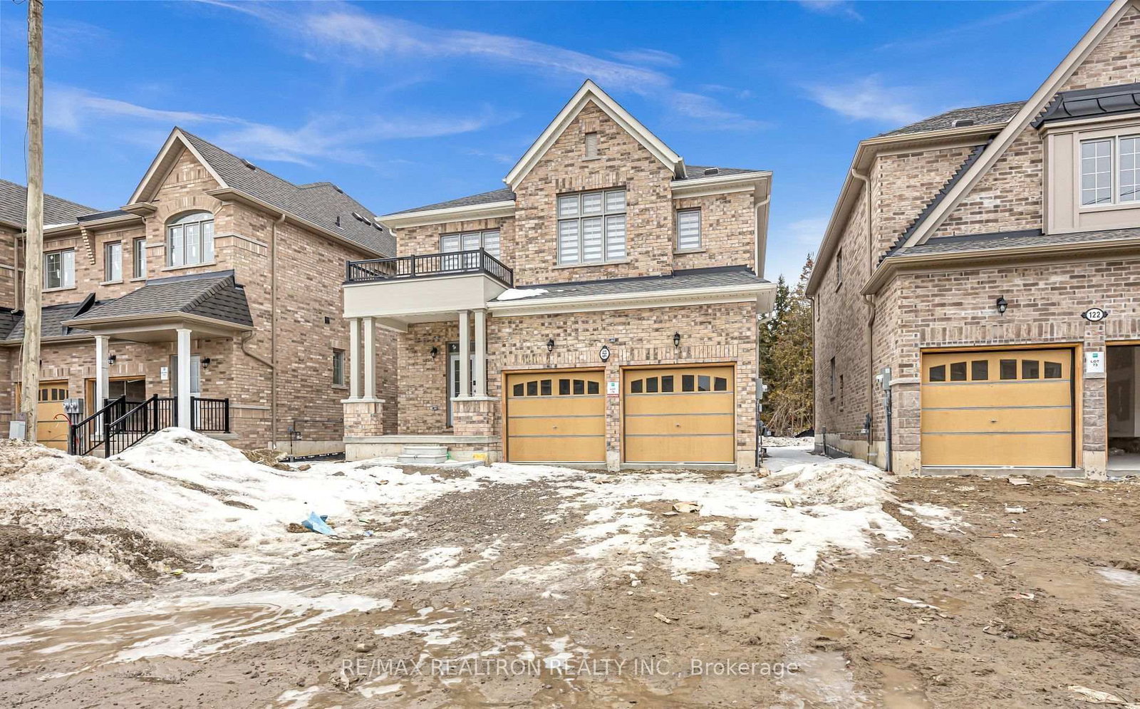 126 North Garden Boulevard - Photo 2