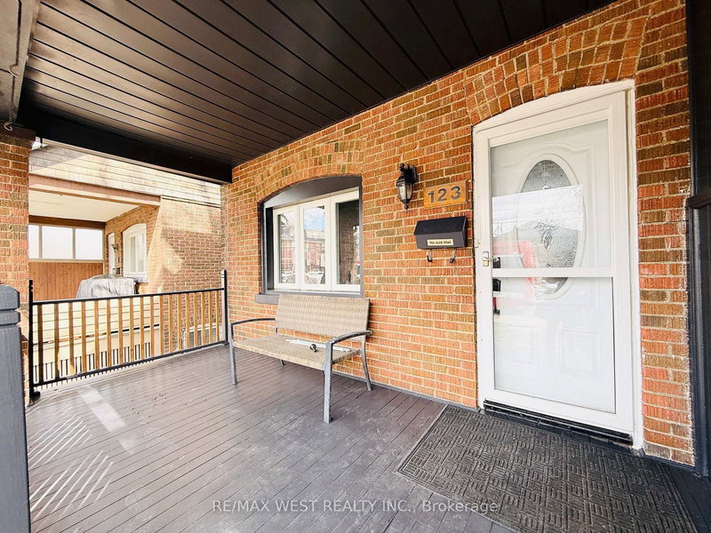 Main & 2nd - 123 Kingston Rd, Toronto, M4L 1T2 | Image 3