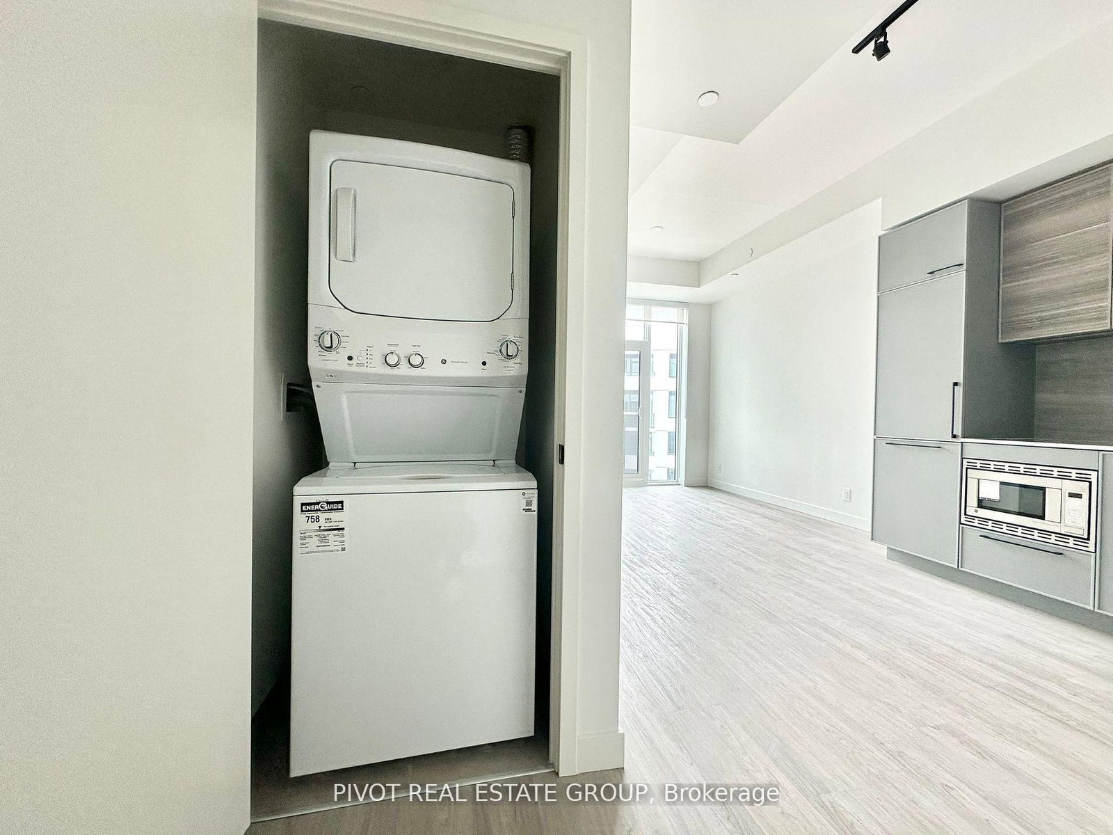 1050 Eastern Avenue, Unit 604 - Photo 8