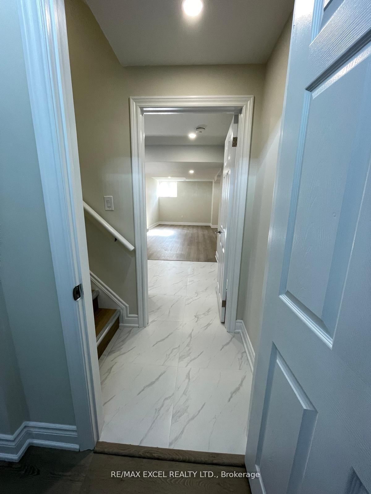 125 Sharavogue Avenue, Unit Basement - Photo 11