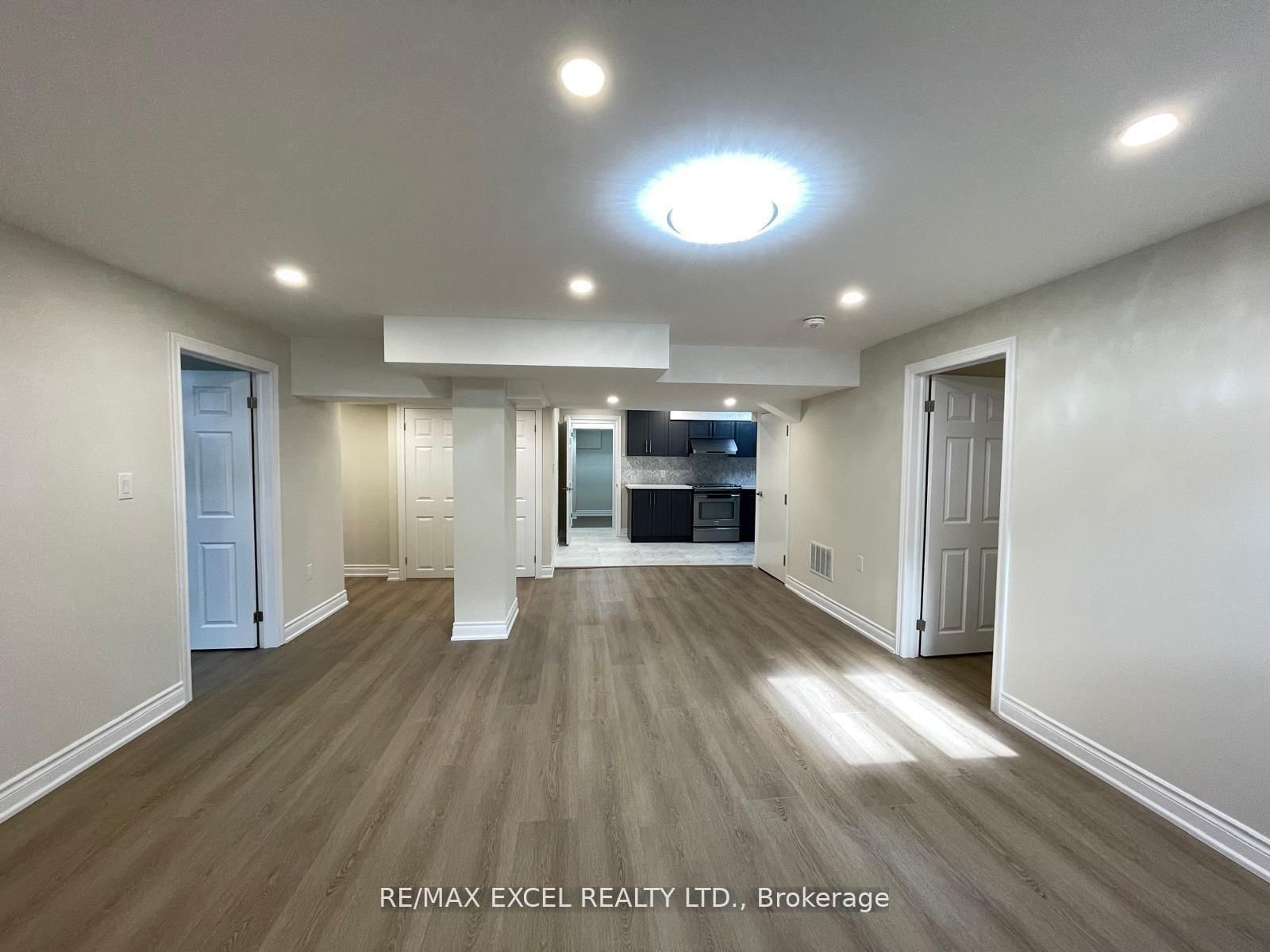 125 Sharavogue Avenue, Unit Basement - Photo 3