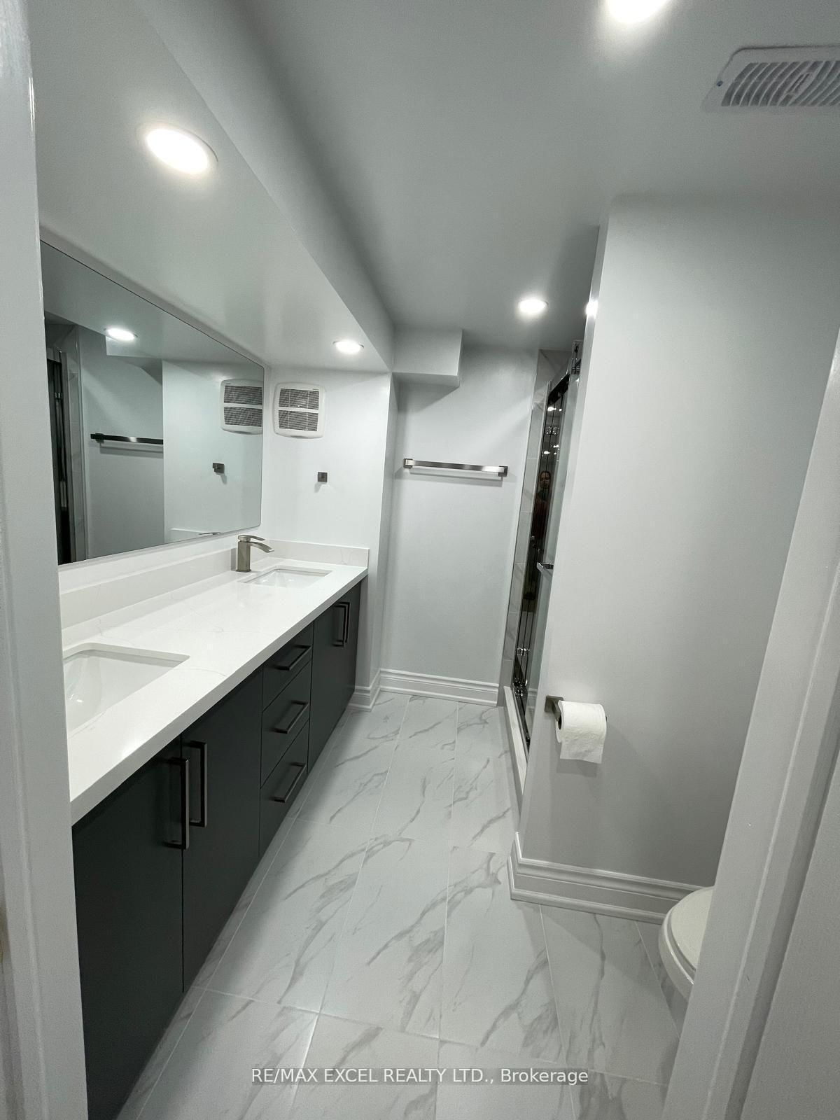 125 Sharavogue Avenue, Unit Basement - Photo 7