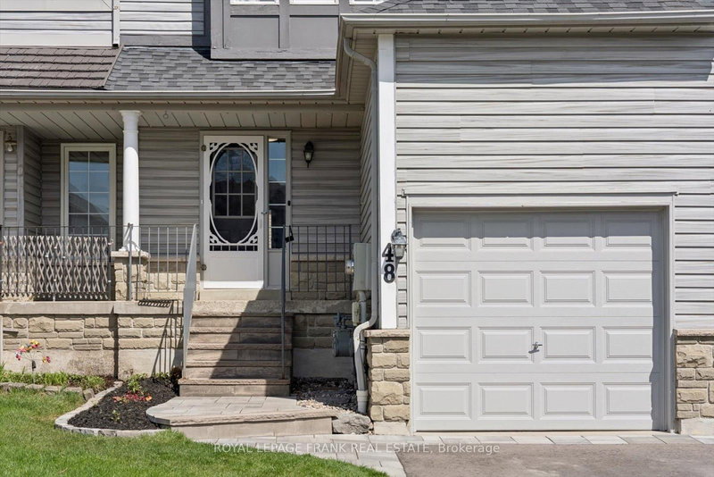 48 Shady Lane Cres, Clarington, L1C 5B2 | Image 2