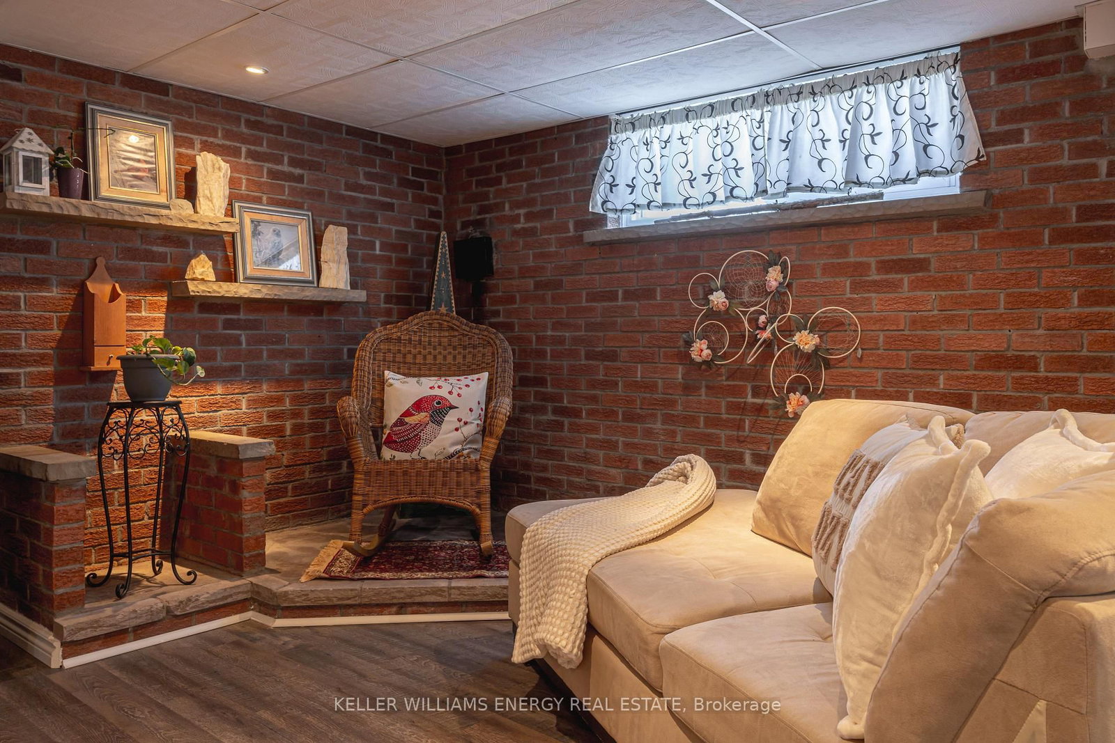 70 Oriole Court - Photo 16