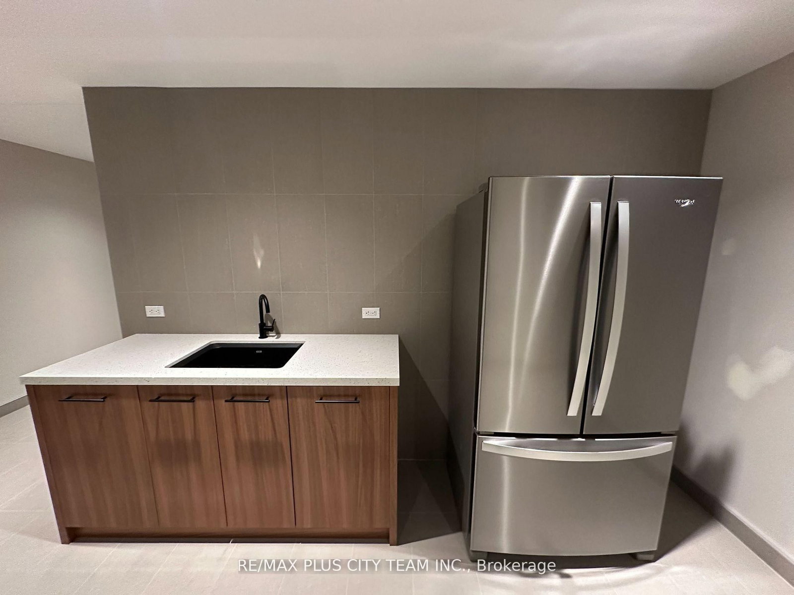 45 Baseball Place, Unit 811 - Photo 21