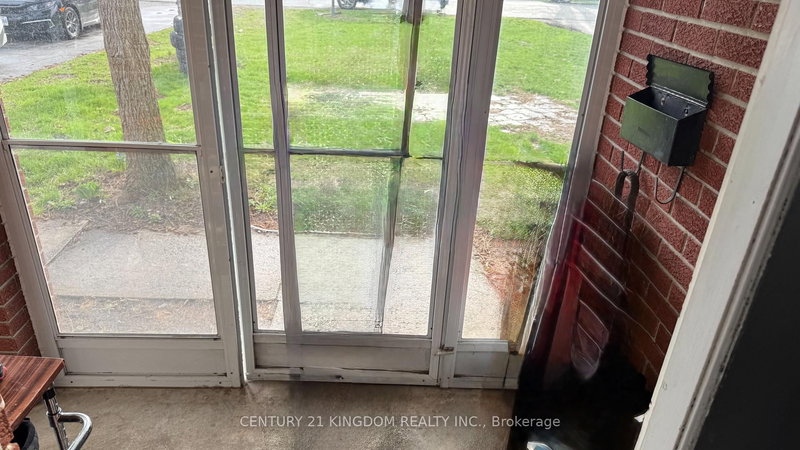 Main - 35 Homestead Rd, Toronto, M1E 3R8 | Image 3