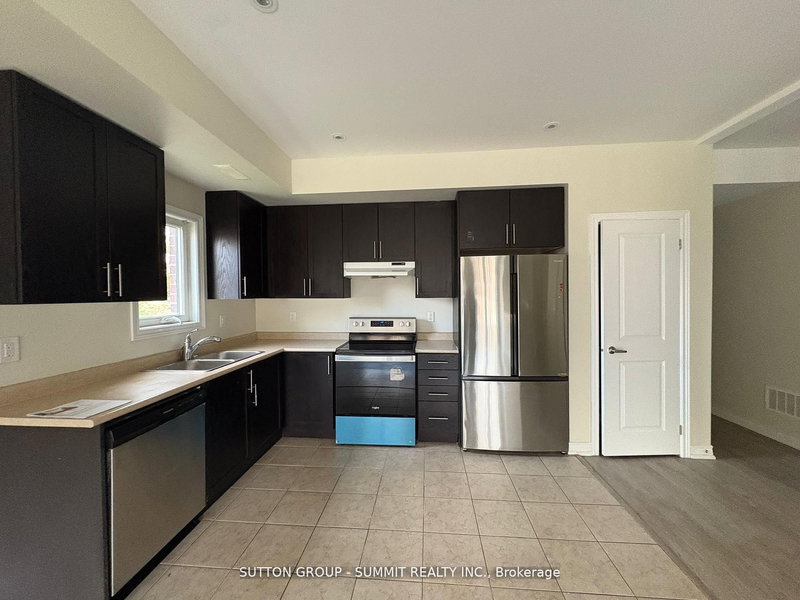 3rd Floor - 293 Olive Ave, Oshawa, L1H 2P5 | Image 2