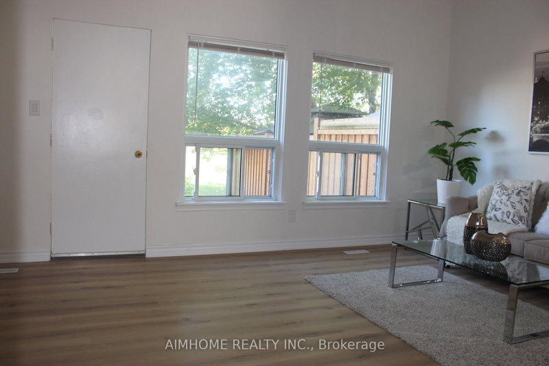 2311 Bridletowne Circ, Toronto, M1W 2L3 | Image 3