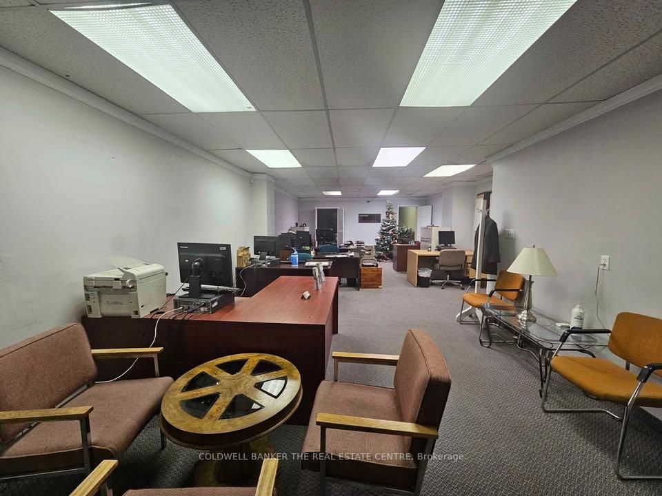 2869 Kingston, Unit Main - Photo 4