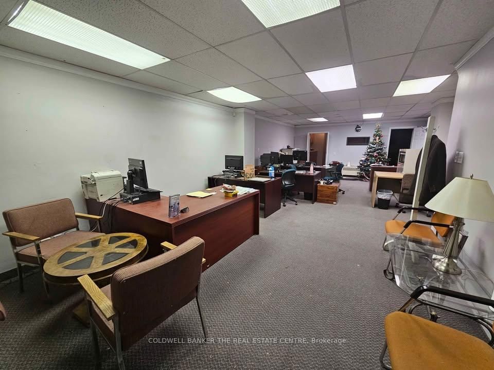 2869 Kingston, Unit Main - Photo 9