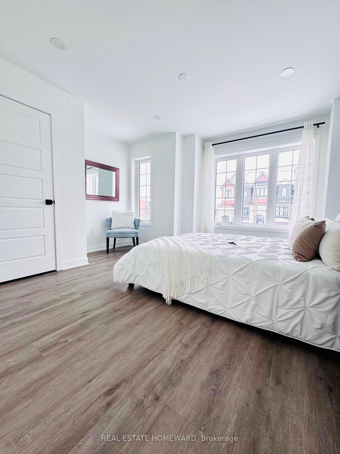 30 Frank Lloyd Wright Street - Photo 18