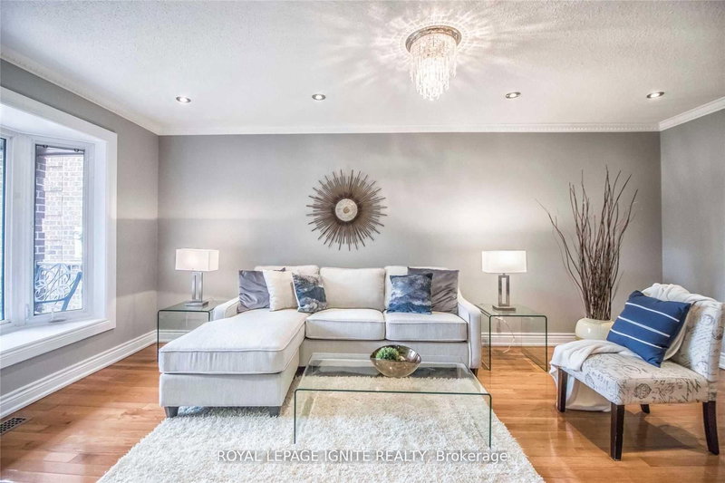 11 Carisbrooke Sq, Toronto, M1B 4M2 | Image 2