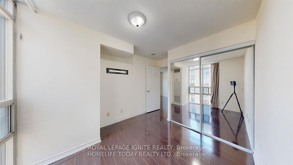 8 Mondeo Drive, Unit 1407 - Photo 24