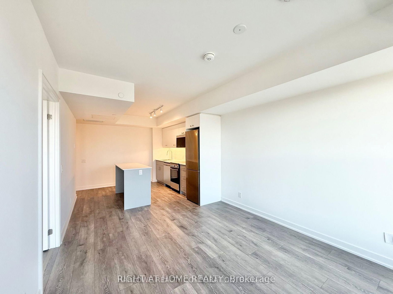 Condo for lease at 514-2 Manderley Drive, Toronto, Ontario, M1N 1R6 - Birchcliffe-Cliffside - MLS: E13027994