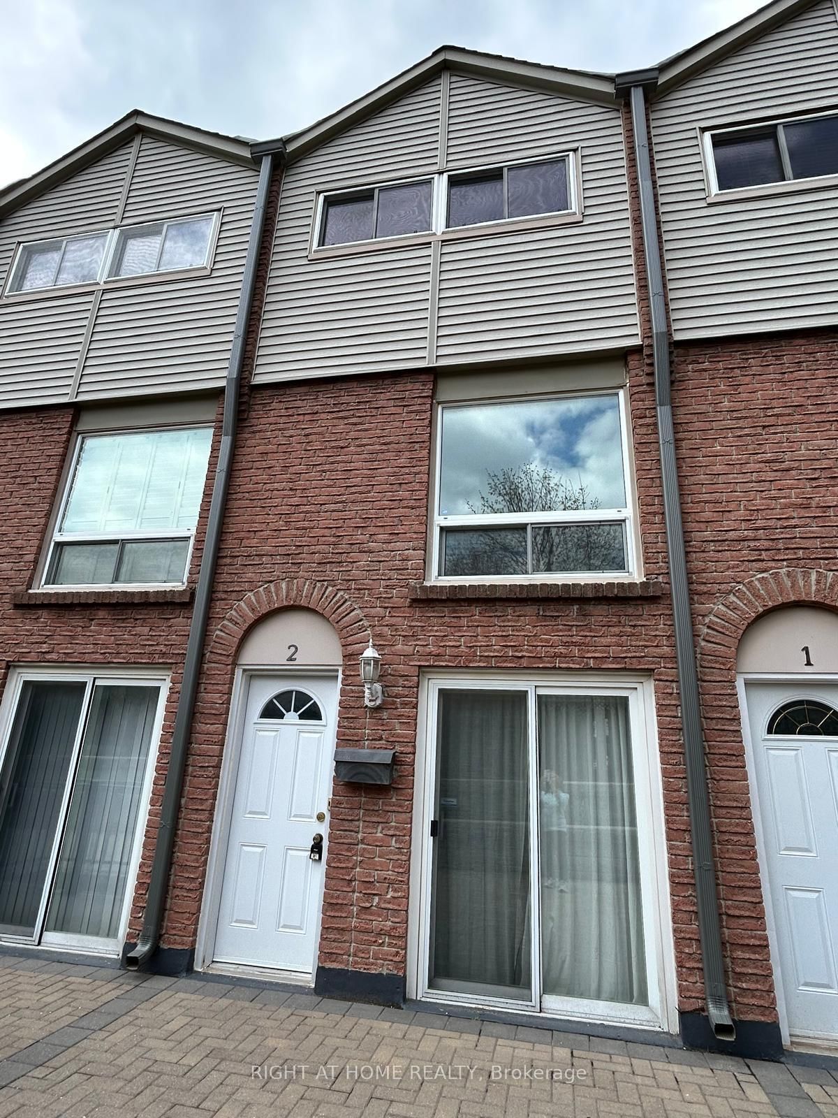 1666 Queen Street E, Unit 2