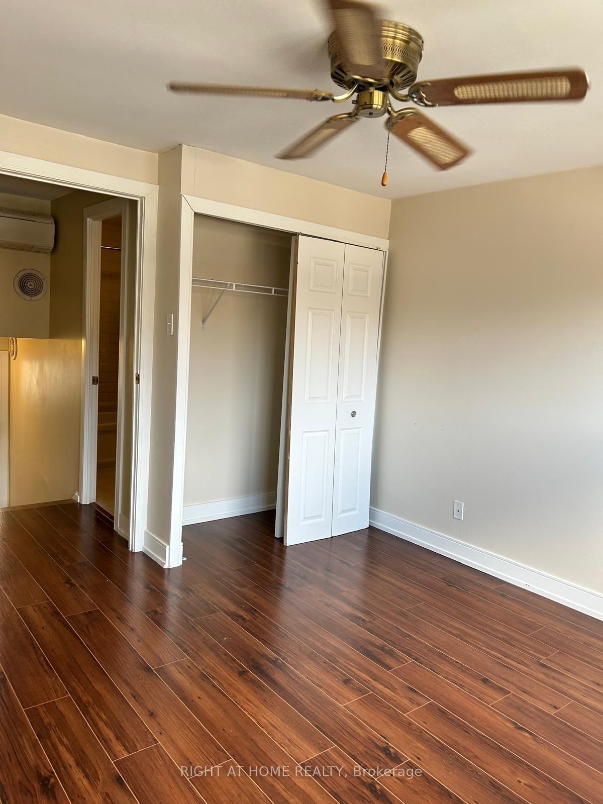 1666 Queen Street E, Unit 2 - Photo 17