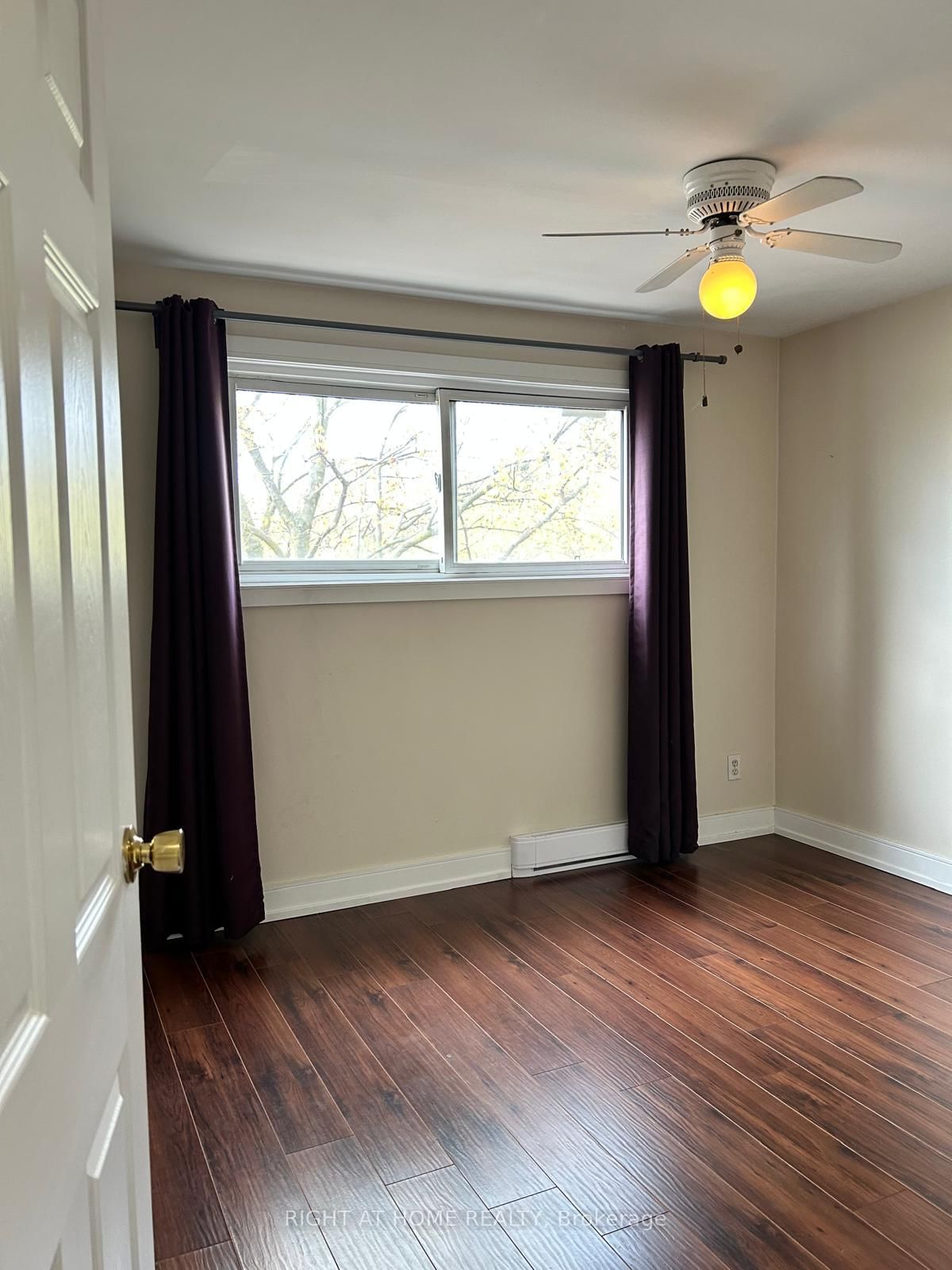 1666 Queen Street E, Unit 2 - Photo 18