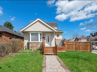 Main-41 Binswood Avenue, Toronto, Ontario